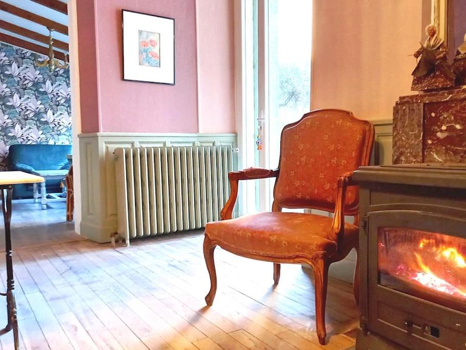 Maison Violette En Berry Aigurande Dış mekan fotoğraf