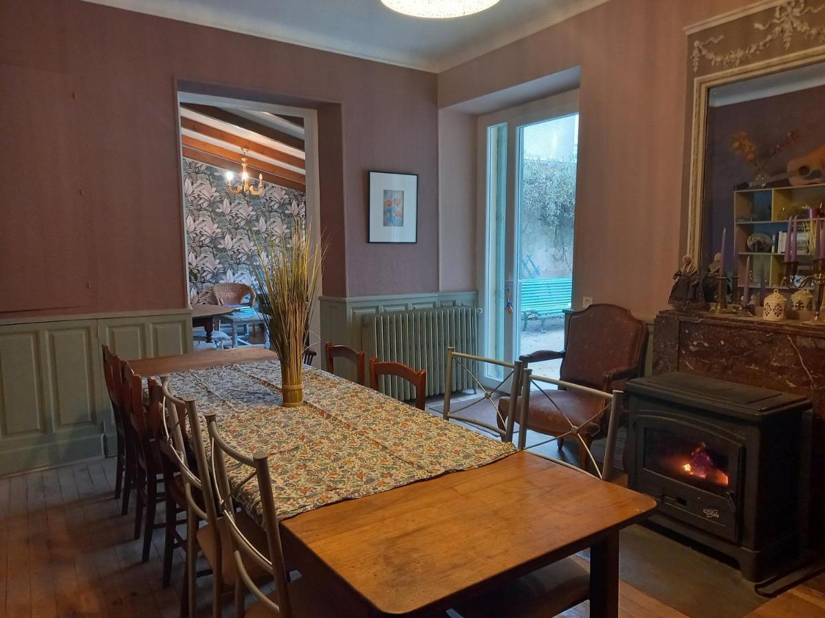 Maison Violette En Berry Aigurande Dış mekan fotoğraf