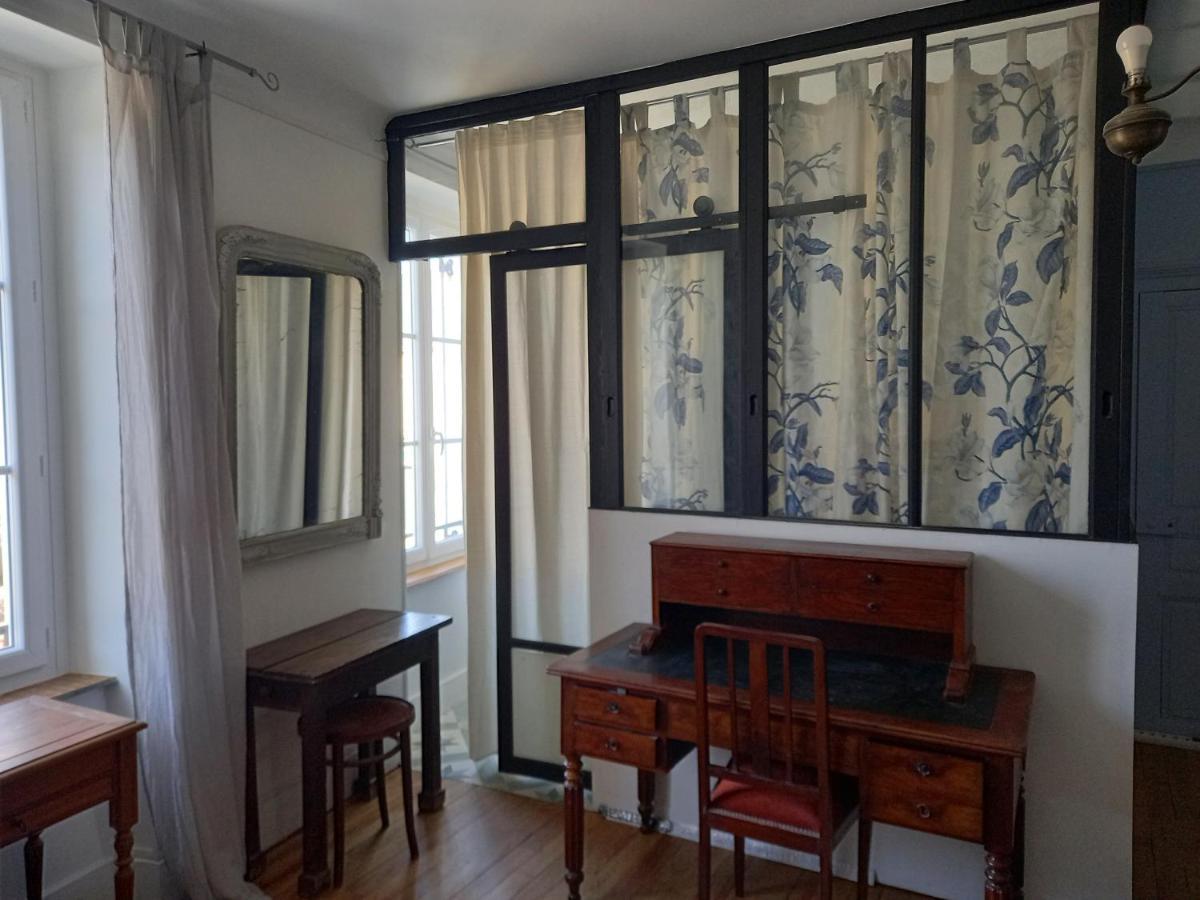 Maison Violette En Berry Aigurande Dış mekan fotoğraf