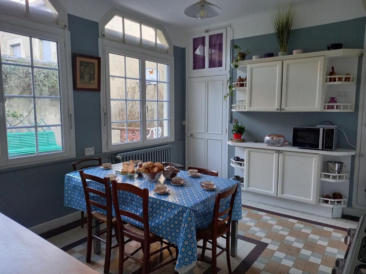 Maison Violette En Berry Aigurande Dış mekan fotoğraf