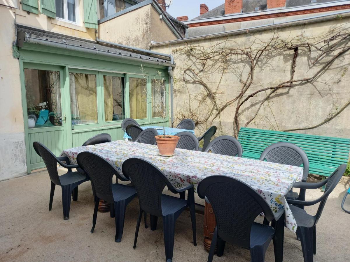 Maison Violette En Berry Aigurande Dış mekan fotoğraf