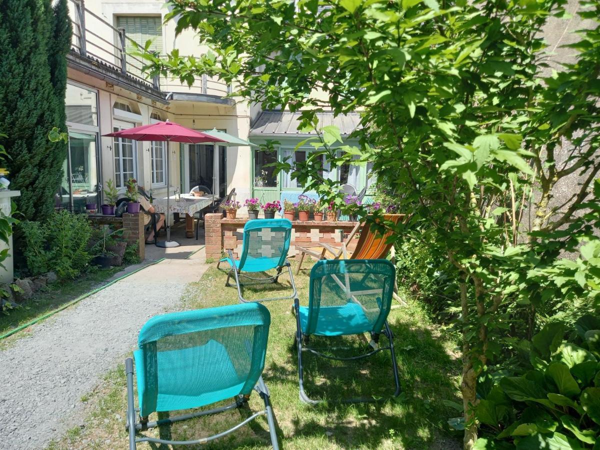 Maison Violette En Berry Aigurande Dış mekan fotoğraf